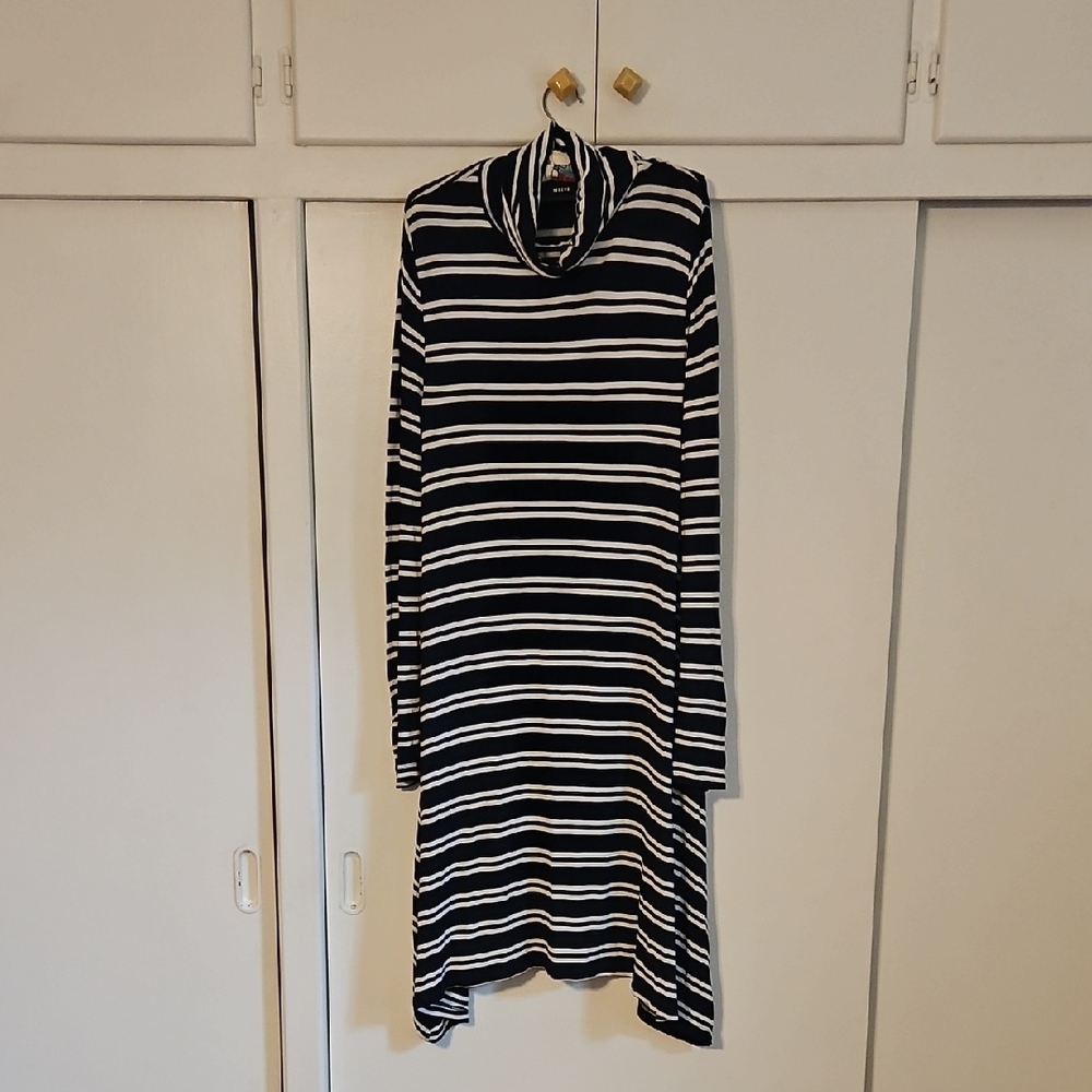 Anthropologie (Maeve) Large Long Sleeve Navy and White Striped Turtleneck Dress